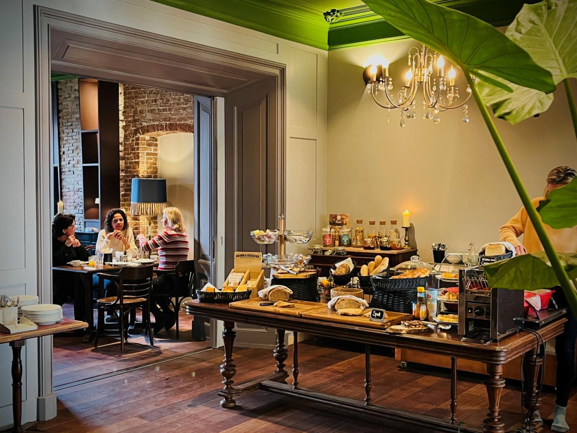 Loods Hotel Вліланд Екстер'єр фото